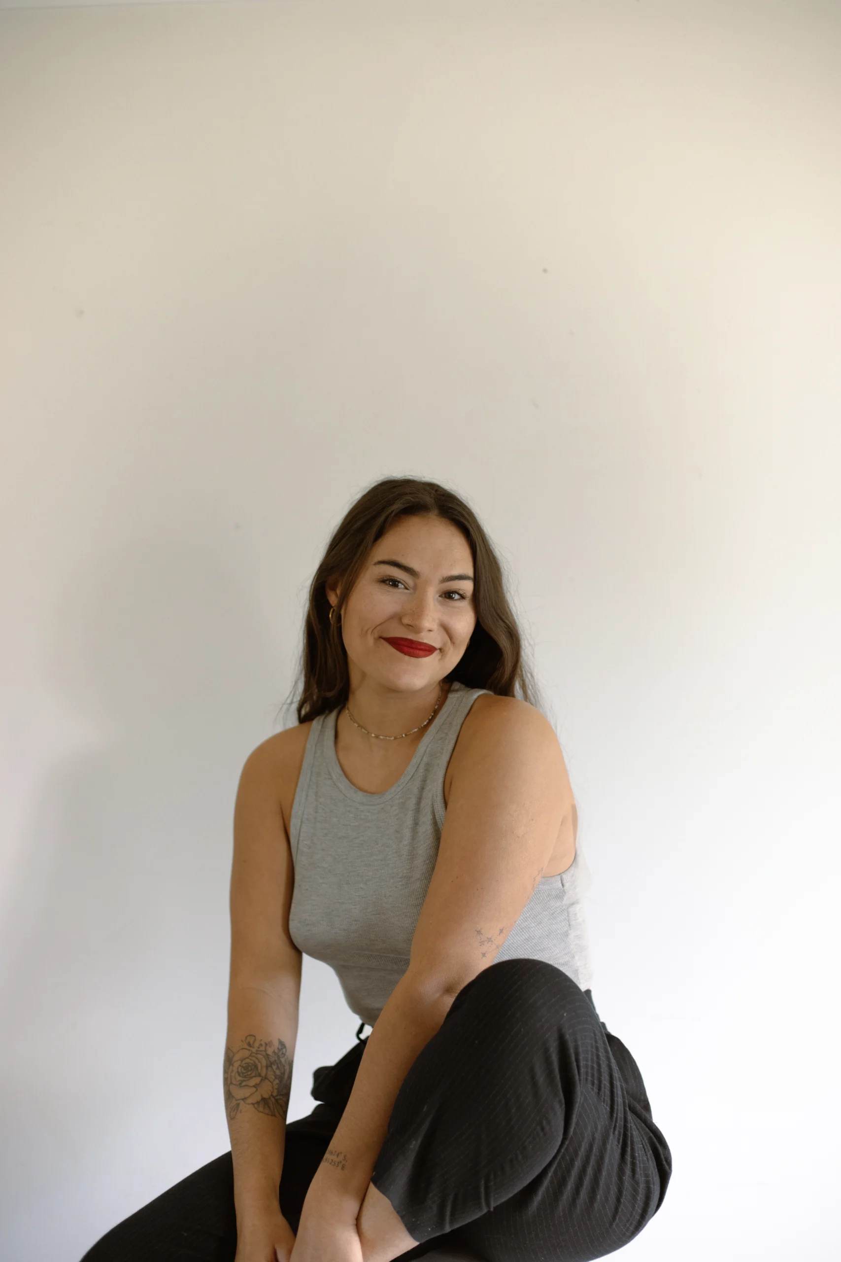 Portrait de Nolwenn Biannic, photographe de mariage en Provence et Côte d'Azur.