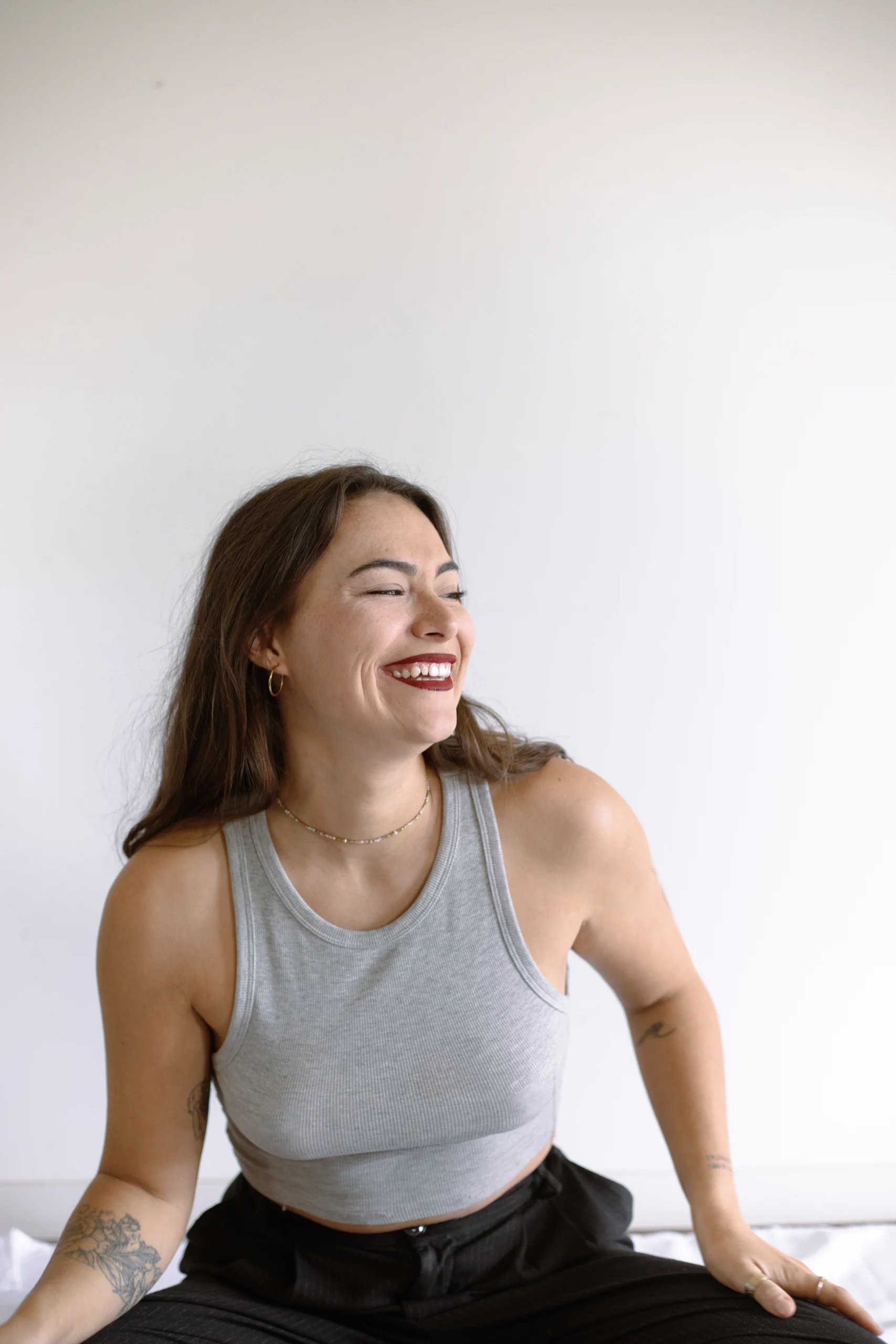 Portrait de Nolwenn Biannic, photographe de mariage à Toulon.
